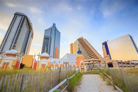 Atlantic city hotel deals on the boardwalk  For the best room deals at Borgata Hotel Casino and Spa, plan to stay on a Sunday or Monday